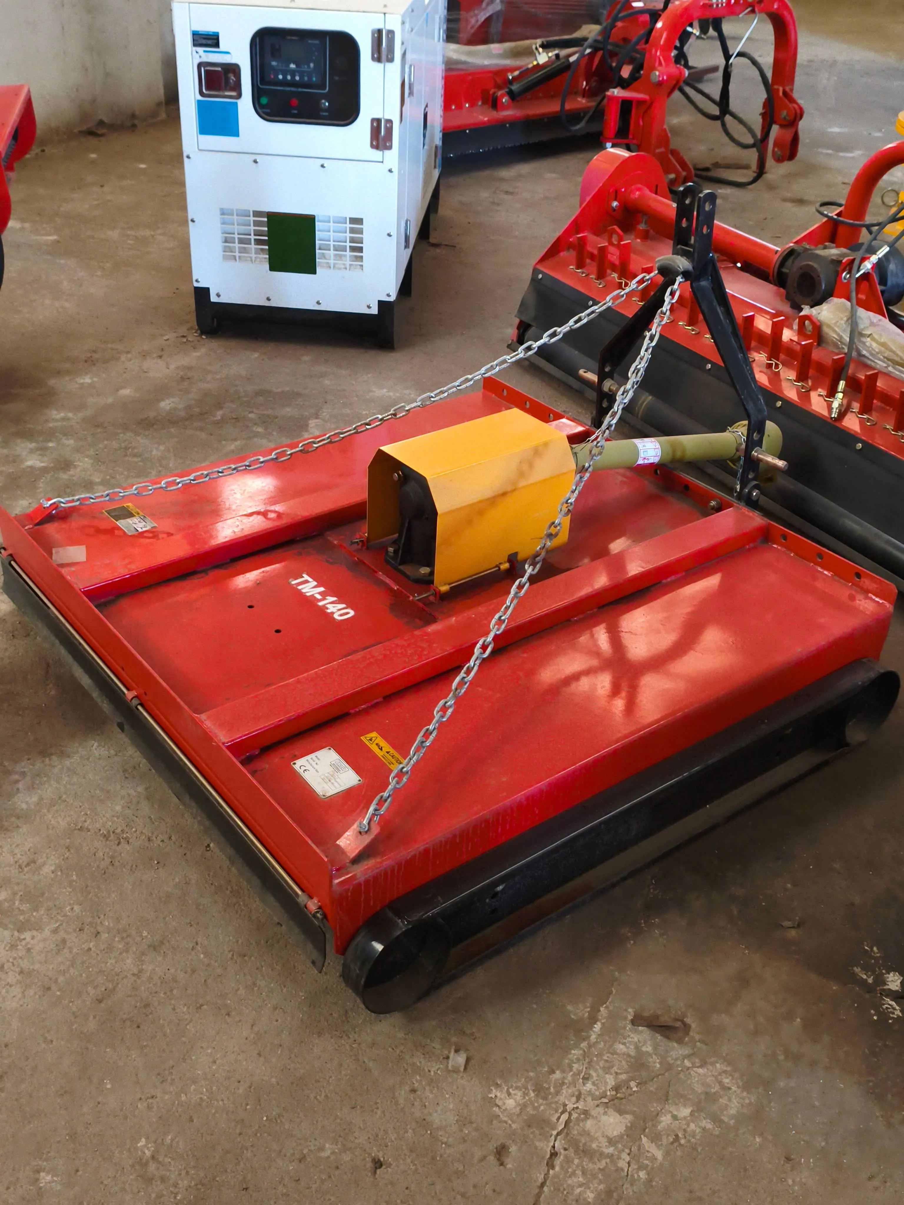 Desbrozadora de martillo y cadenas en alquiler – Huelva | Myrentix